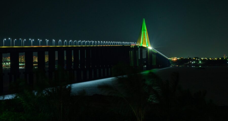 Ponte Rio Negro fica esverdeada - Foto: Divulgação/Fábio Romão/