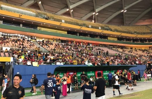 Torcedores já chegam no estádio para ver o 'Jogo dos famosos' na Arena da Amazônia - Foto: Haliandro Furtado/Portal Norte