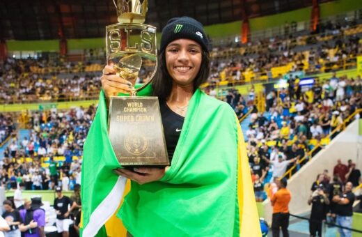 Rayssa Leal tem nota histórica e é campeã da liga mundial de skate street