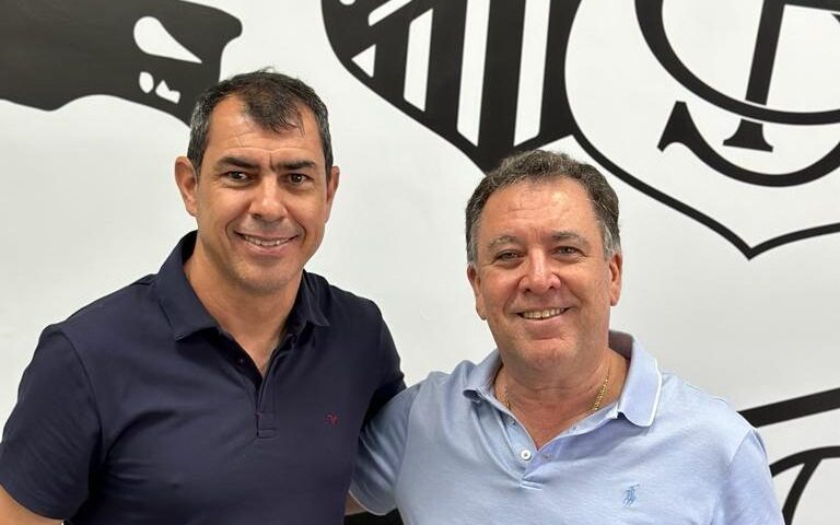 Presidente do Santos anuncia Fábio Carille como o novo técnico do clube - Foto: Reprodução/ Instagram @marcelopteixeira