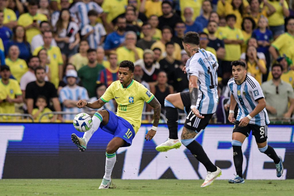 Seleção brasileira tem a pior colocação desde agosto de 2016, quando figurou no nono posto - Foto: Reprodução/Staff Images / CBF