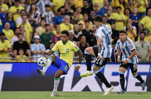 Seleção brasileira tem a pior colocação desde agosto de 2016, quando figurou no nono posto - Foto: Reprodução/Staff Images / CBF