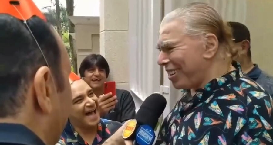 Silvio Santos conversa com jornalistas no dia do seu aniversário - Foto: Reprodução/Leo Dias