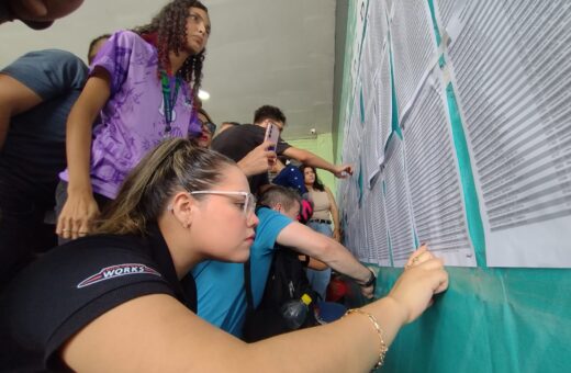 Lista dos aprovados do SIS e vestibular da UEA foi divulgado nesta quinta-feira (7) - Foto: Luzimar Bessa/ TV Norte