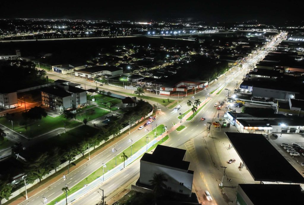 Mais de 4 km da Via Chico Mendes foram revitalizados – Foto: Marcos Vicentti/Secom