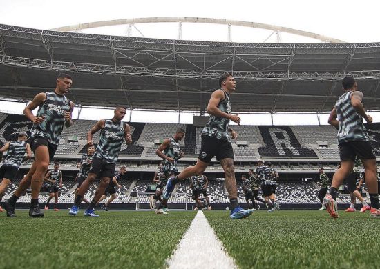O Botafogo a quinta posição na tabela do último campeonato do Brasileirão - Foto: Reprodução/ Instagram @Vitor Silva / BFR