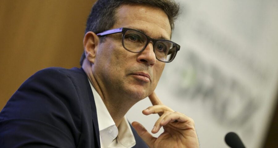 Presidente do Banco Central, Roberto Campos Neto, diz que Pix para ‘apostas’ subiu 200%.