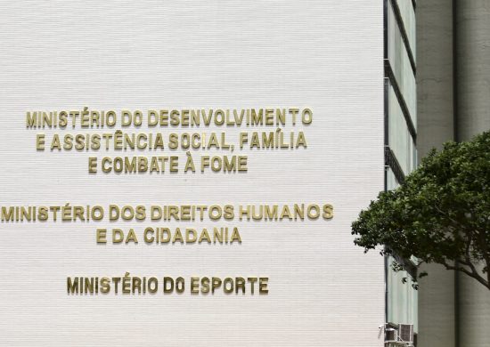 Fachada do Ministério dos Direitos Humanos - Foto: Rafa Neddermeyer/Agência Brasil