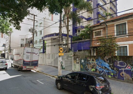 Mulher foi mantida refém em prédio na Zona Oeste de SP - Foto: Reprodução/GoogleMaps