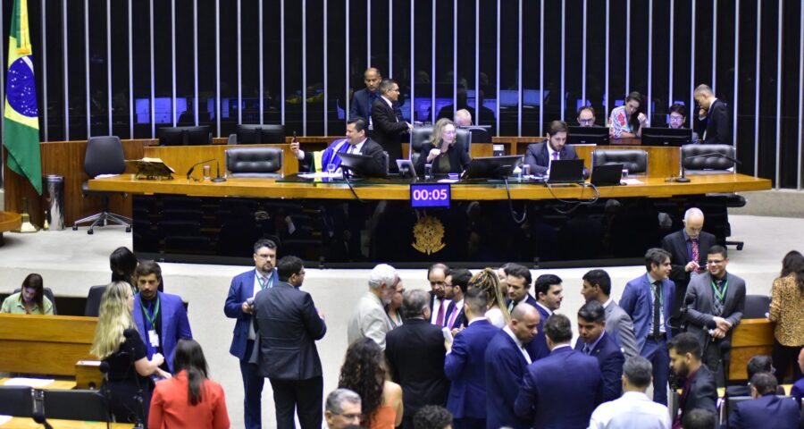 Plenário da Câmara durante discussão e votação de propostas - Foto: Bruno Spada/Câmara dos Deputados