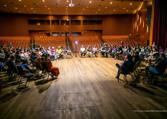 Reunião sobre a Lei Paulo Gustavo no Teatro Municipal de Boa Vista-RR - Foto: Prefeitura de Boa Vista
