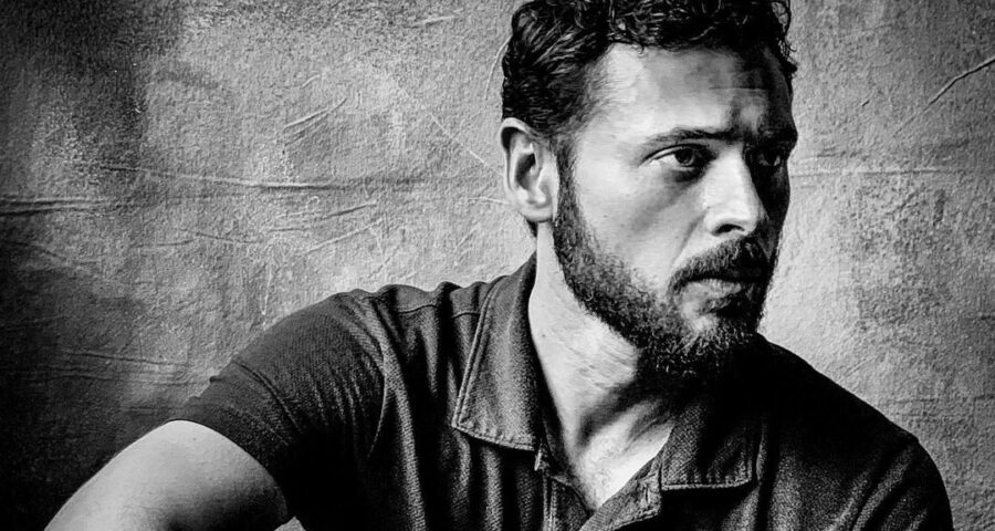 Adan Canto, ator de ‘X-Men’, morre aos 42 anos