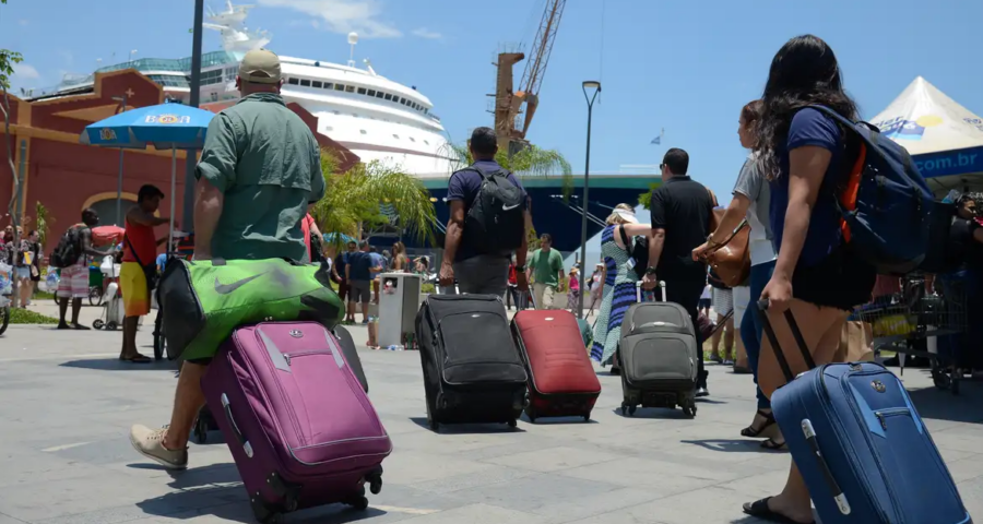 Cerca de 69% dos brasileiros realizam uma viagem de lazer por ano