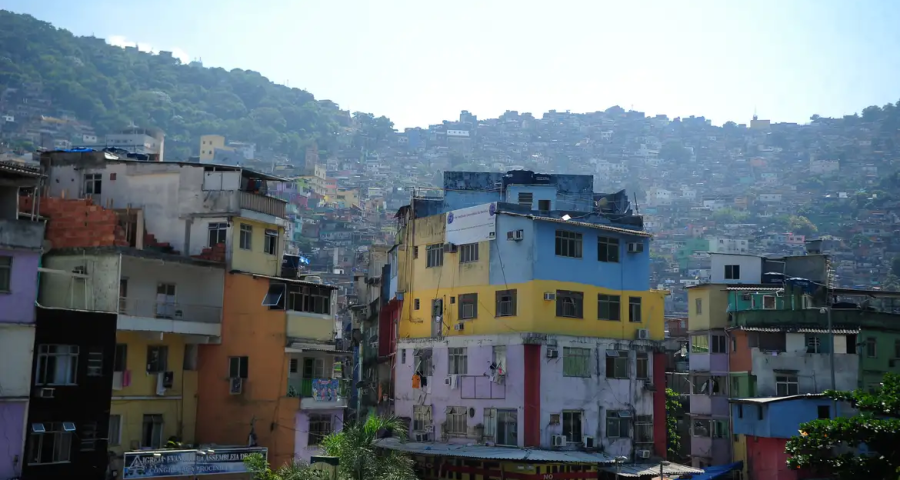 IBGE volta a usar os termos 'favela e comunidades urbanas' em censos