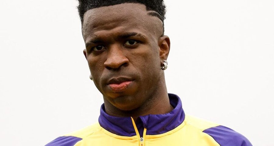 'Macaco' Vinícius Jr. é alvo de racismo em jogo contra Atlético de Madrid