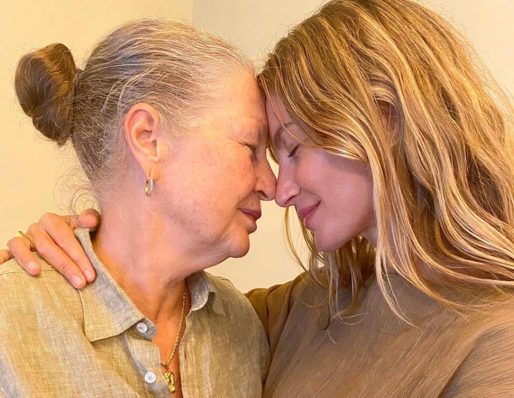 Morre mãe de Gisele Bündchen, Vânia Bündchen, aos 75 anos