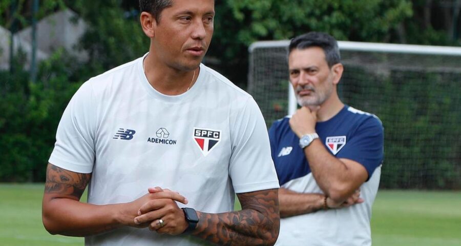 Reforços e Thiago Carpini podem estrear no São Paulo neste sábado, 20