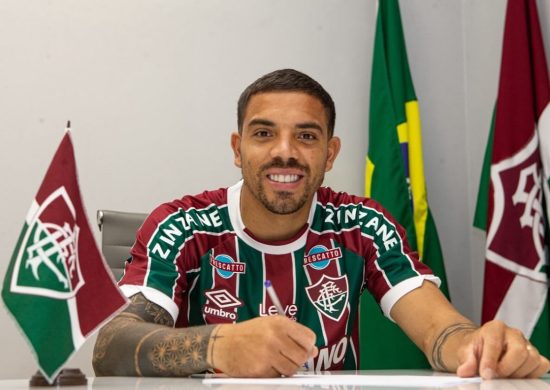 Terans assinou até final de 2026 com o Fluminense - Foto: Lucas Merçon / FFC