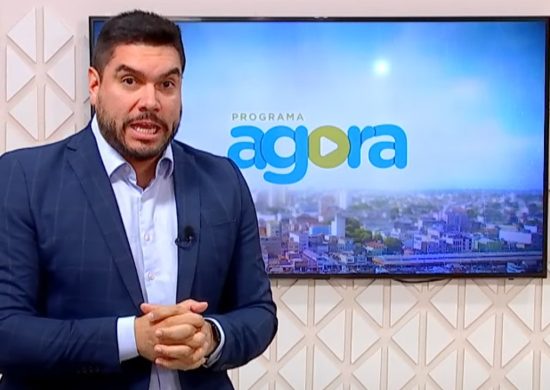 O Programa Agora é apresentado por Clayton Pascarelli – Foto: Reprodução/TV Norte Amazonas