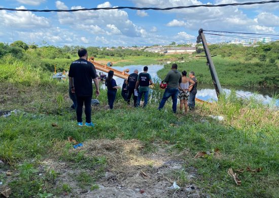 Corpo de homem desaparecido foi encontrado por moradores da Glória - Foto: Dionisson Garcia/TV Norte Amazonas