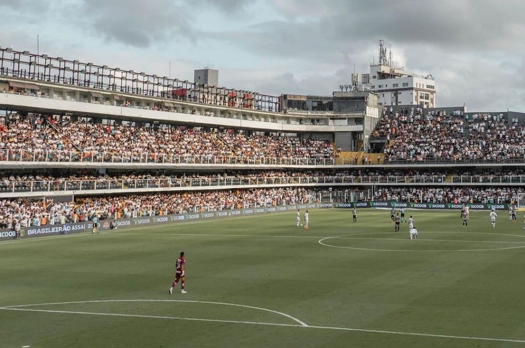 Santos jogará sem a presença de torcida durante seis jogos - Foto: Reprodução/Instagram @santosfc