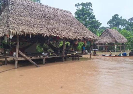 Aldeia Apiwtxa em Marechal Thaumaturgo é uma das mais atingidas por enchente — Foto: Yara Piyãko/Arquivo pessoal 