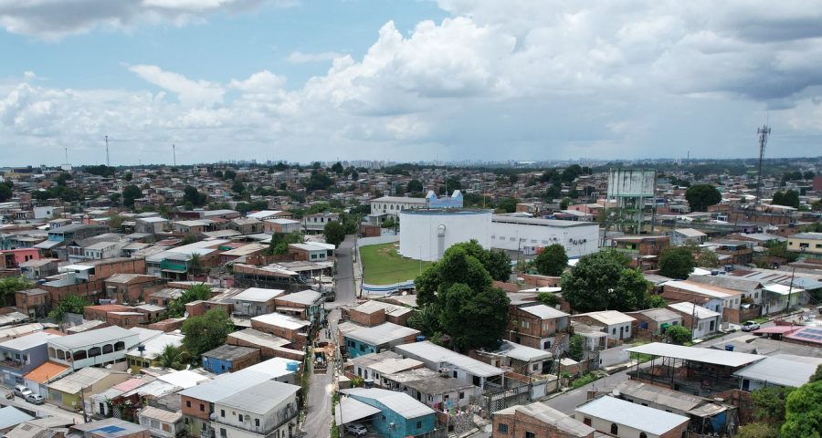 Céu no bairro São José, na Zona Leste de Manaus - Foto: Márcio Melo / Seminf