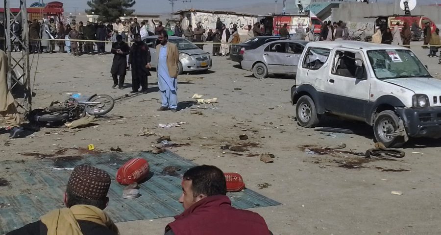 Explosões perto de escritórios de candidatos no Paquistão matam 22 na véspera das eleições