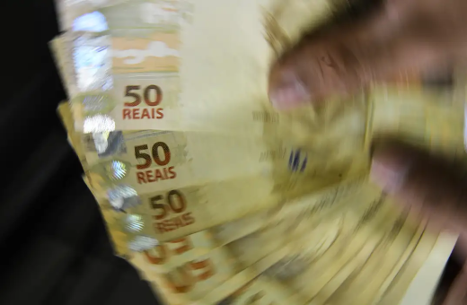 'Dinheiro esquecido' brasileiros ainda não sacaram R$ 7,59 bilhões