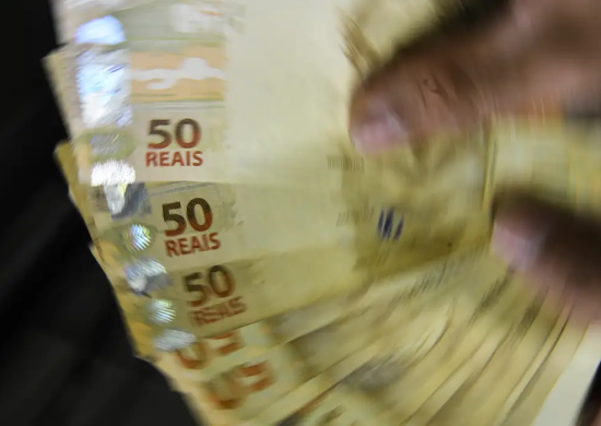 'Dinheiro esquecido' brasileiros ainda não sacaram R$ 7,59 bilhões