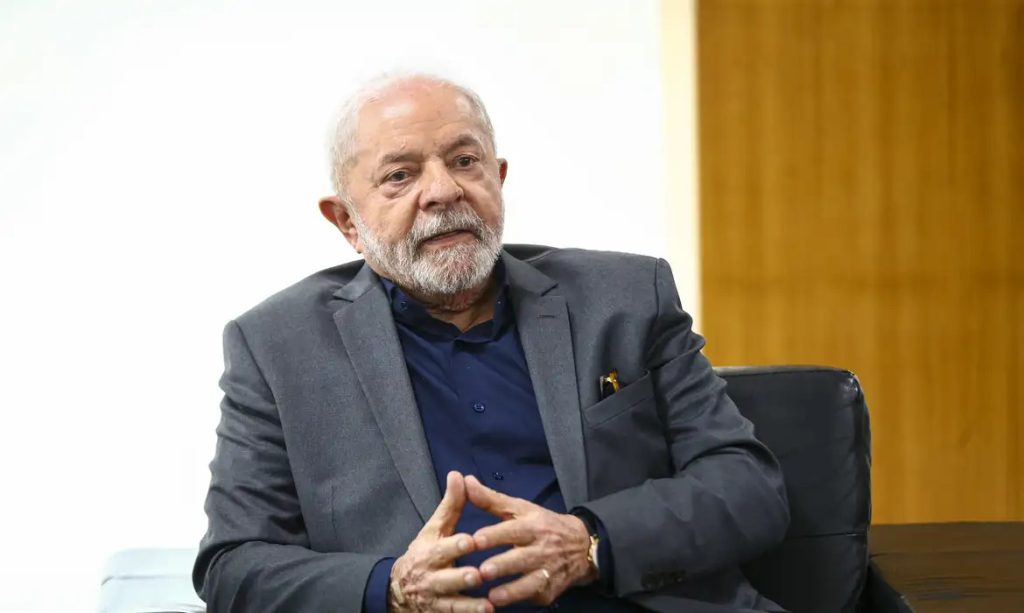 Lula pode assinar a MP que revoga a reoneração de 17 setores da economia nesta terça-feira (27) -Foto: Marcelo Camargo/Agência Brasil