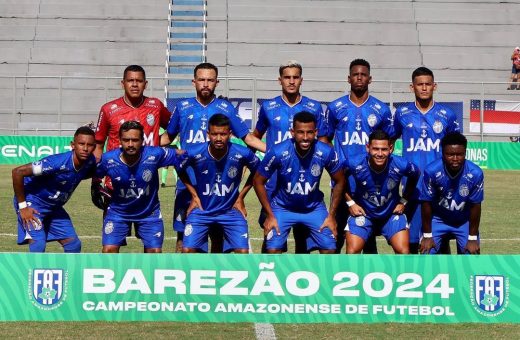 O elenco do São Raimundo antes do jogo contra o Manauara no Barezão 2024- Foto: Reprodução/Instagram @saoraimundoam