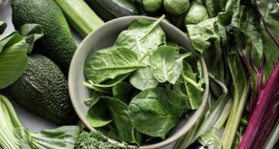 Os vegetais verde-escuro são uma alternativa para quem quer uma alimentação balanceada.