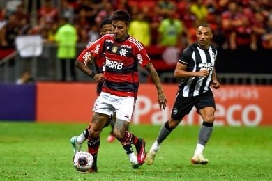 Flamengo e Botafogo duelam nesta quarta-feira 07, no Maracanã - foto: Marcelo Cortes / CRF