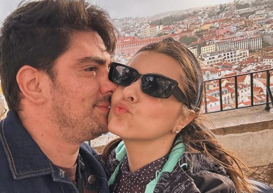 Marcelo Adnet é flagrado aos beijos com mulher no Carnaval - Foto: Reprodução/Instagram @marceloadnet0