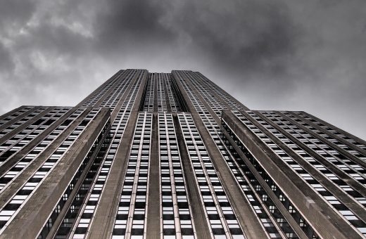 O asteroide pode ser semelhante em tamanho ao Empire State Building, de Nova York, ou à Willis Tower, de Chicago - Foto: Banco de imagem/Pixabay