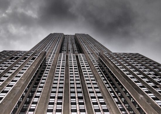 O asteroide pode ser semelhante em tamanho ao Empire State Building, de Nova York, ou à Willis Tower, de Chicago - Foto: Banco de imagem/Pixabay