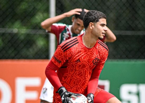 Jogador retorna para suas atividades no Flamengo - Foto: Reprodução/Instagram @01rapha
