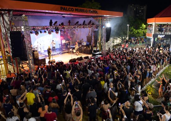 Artistas regionais e nacionais fazem apresentações gratuitas todo fim de semana na Casa de Praia Zezinho Corrêa - Foto: Divulgação/Semcom