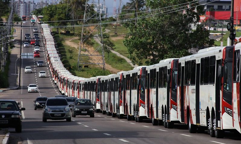 Manaus amplia frota de ônibus - Foto: Divulgação/Clóvis Miranda e Elton Viana / Semcom