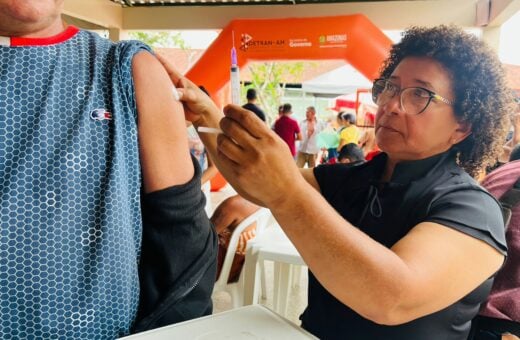 Vacinação escolas Manaus