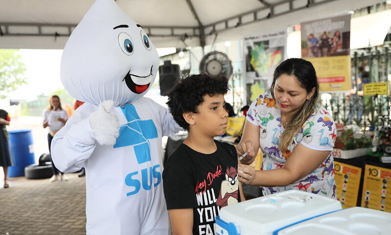 A vacina contra a dengue será aplicada em unidades de saúde - Foto: Phil Limma/Semcom