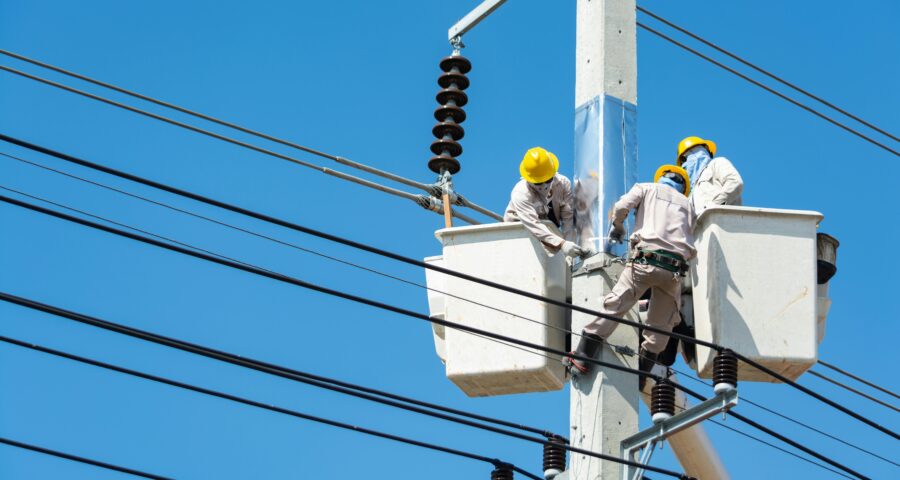 Nesta sexta-feira (21), cinco bairros de Manaus ficaram sem energia elétrica