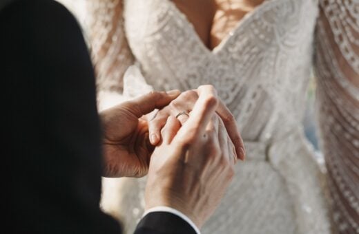 Segundo dados do IBGE, os homens casaram-se em média aos 31 anos e as mulheres aos 29 anos