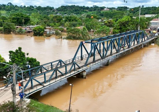 A ponte liga os municípios de Brasileia a Epitaciolândia. Foto: Marcos Vicentti/Secom