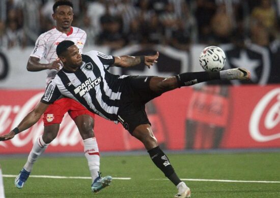 Júnior Santos deve retornar ao time do Botafogo - Foto: Vitor Silva / BFR