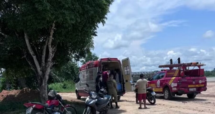 Corpo de Bombeiros e Samu foram acionados para encontrar família com bebê afogado — Foto: Arquivo/4º Batalhão do Corpo de Bombeiros do Acre