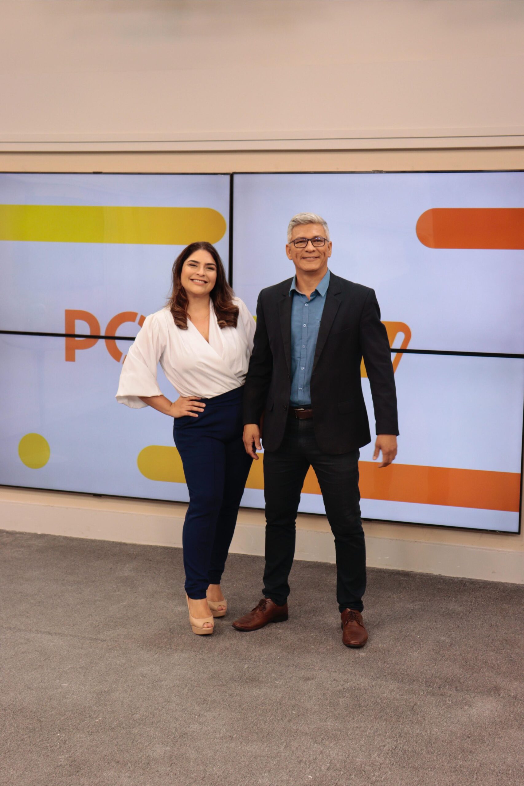 Programa Povo na TV estreou nesta segunda-feira (18), com a apresentação de Samira Benoliel e Valter Frota - Foto: José Lima Jr./GNC