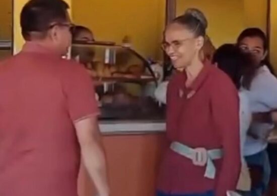 Marina Silva é vista em lanchonete no meio de estrada em Roraima; veja vídeo