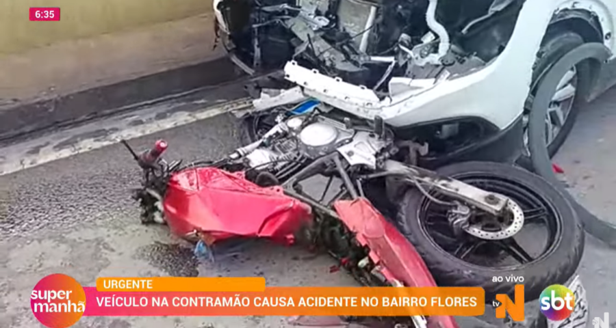 Acidente deixou um motociclista morto e sua companheira ferida - Foto: Reprodução/TV Norte Amazonas